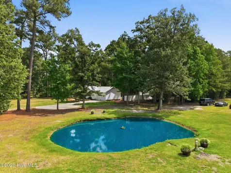 4393 Frog Level Road Winterville NC 28590