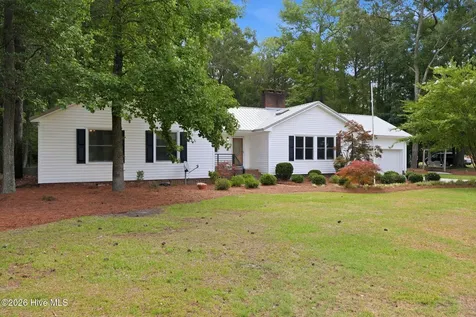 4393 Frog Level Road Winterville NC 28590