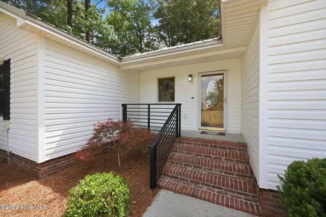4393 Frog Level Road Winterville NC 28590