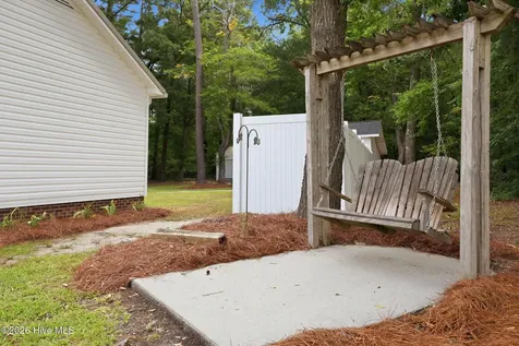 4393 Frog Level Road Winterville NC 28590