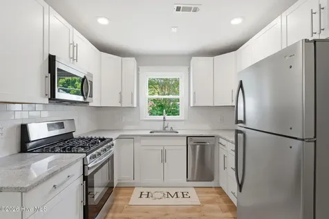 906 Cedar Court Aberdeen NC 28315
