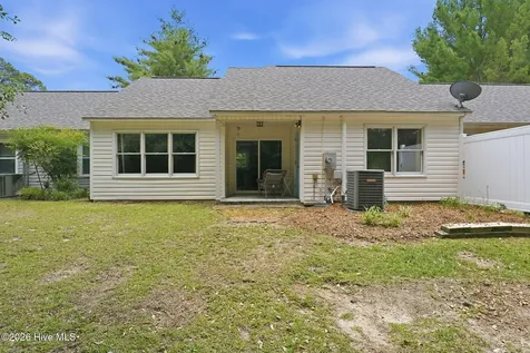 906 Cedar Court Aberdeen NC 28315