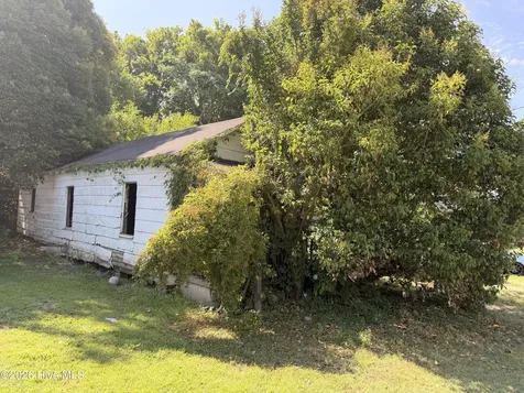 503 Grace Street S Wilson NC 27893