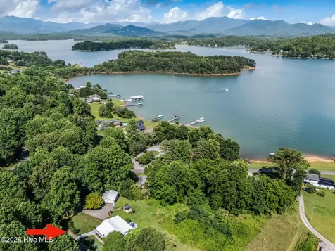 1938 Lakeview Summit Drive Young Harris GA 30582