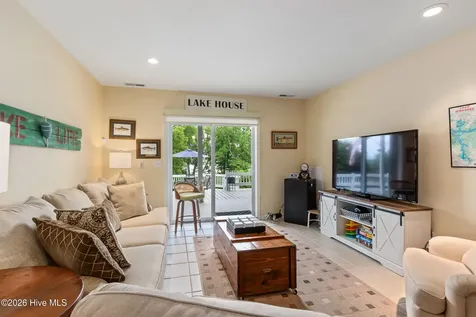 1938 Lakeview Summit Drive Young Harris GA 30582