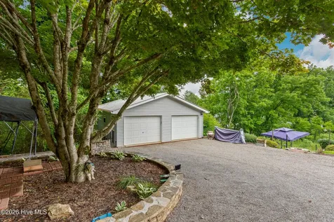 1938 Lakeview Summit Drive Young Harris GA 30582