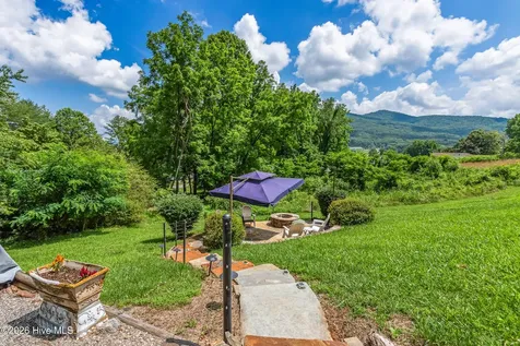 1938 Lakeview Summit Drive Young Harris GA 30582