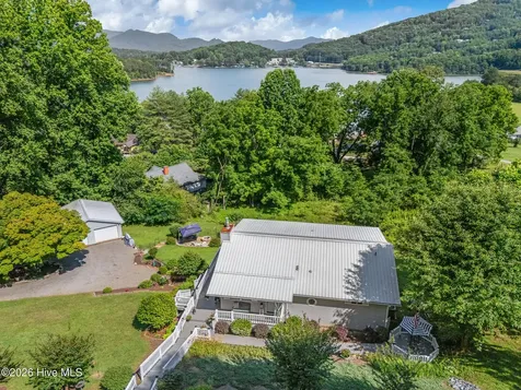 1938 Lakeview Summit Drive Young Harris GA 30582