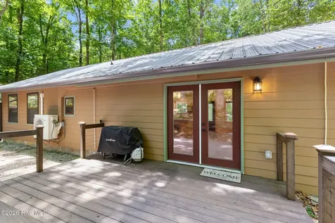 2052 Granny Squirrel Drive Andrews NC 28901