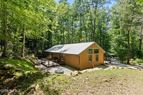 2052 Granny Squirrel Drive Andrews NC 28901