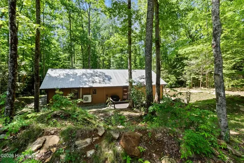2052 Granny Squirrel Drive Andrews NC 28901