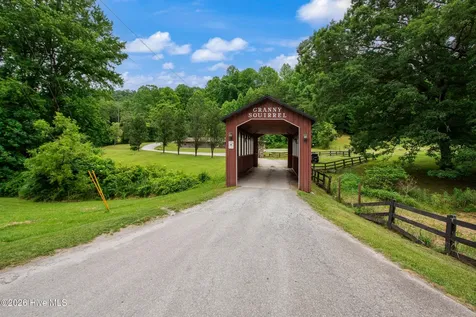 2052 Granny Squirrel Drive Andrews NC 28901