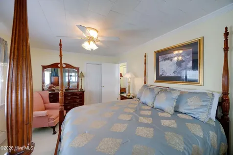 22 Oak Point Road Chocowinity NC 27817
