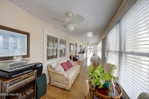 22 Oak Point Road Chocowinity NC 27817