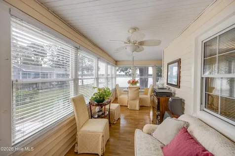 22 Oak Point Road Chocowinity NC 27817