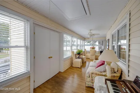 22 Oak Point Road Chocowinity NC 27817