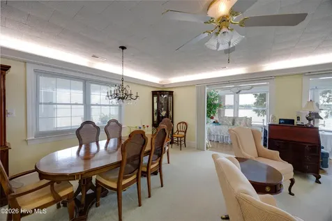 22 Oak Point Road Chocowinity NC 27817