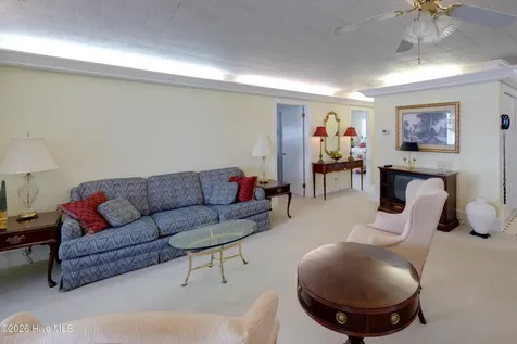 22 Oak Point Road Chocowinity NC 27817