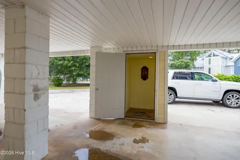 22 Oak Point Road Chocowinity NC 27817