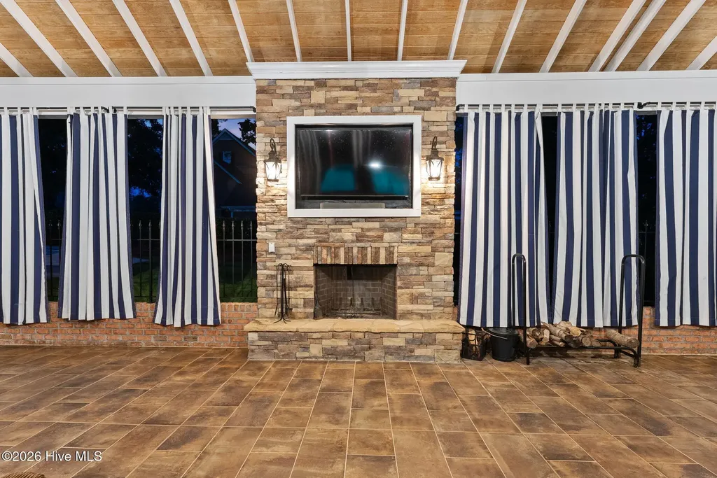716 Michaels Creek Evans GA 30809