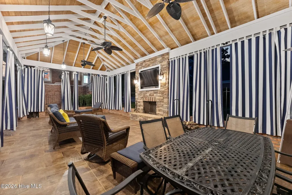 716 Michaels Creek Evans GA 30809