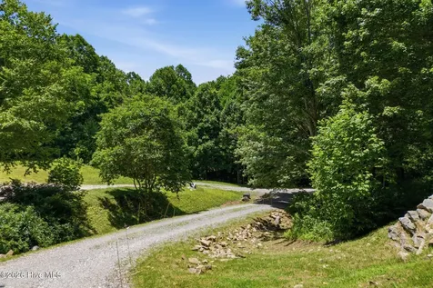 820 Chimney Ridge Drive Topton NC 28781