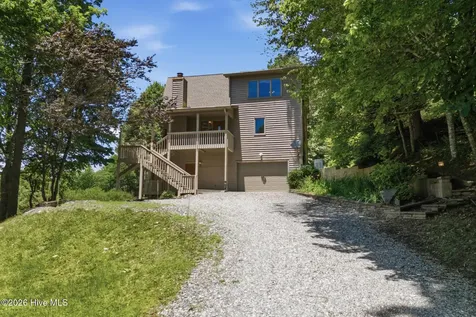 820 Chimney Ridge Drive Topton NC 28781