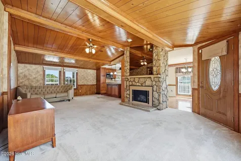 2831 Whichards Beach Road Chocowinity NC 27817
