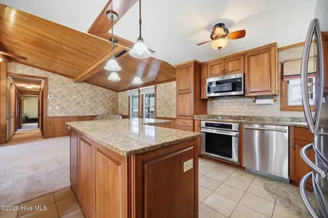 2831 Whichards Beach Road Chocowinity NC 27817