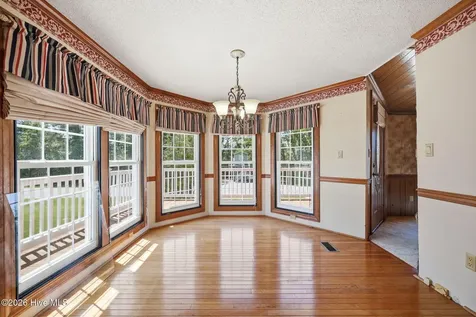 2831 Whichards Beach Road Chocowinity NC 27817