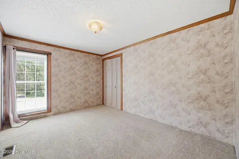2831 Whichards Beach Road Chocowinity NC 27817