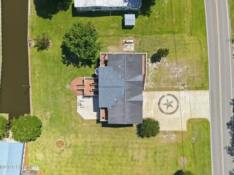 2831 Whichards Beach Road Chocowinity NC 27817