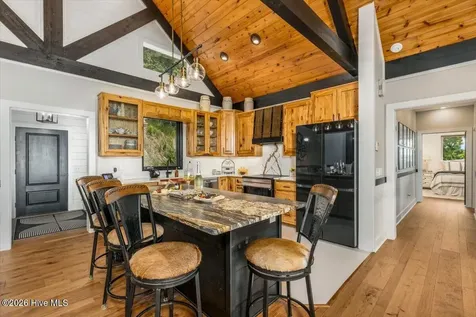 122 Oak Terrace Hayesville NC 28904