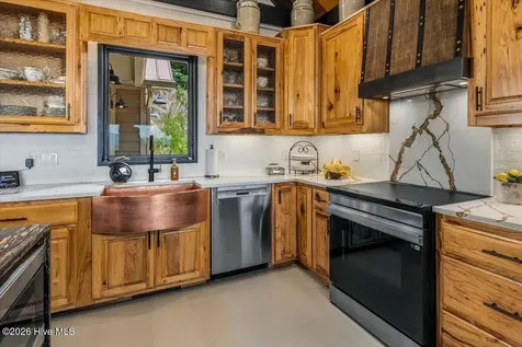 122 Oak Terrace Hayesville NC 28904