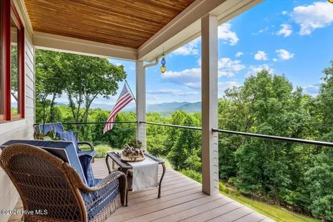 122 Oak Terrace Hayesville NC 28904