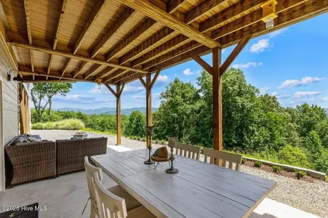 122 Oak Terrace Hayesville NC 28904