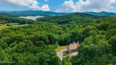 122 Oak Terrace Hayesville NC 28904