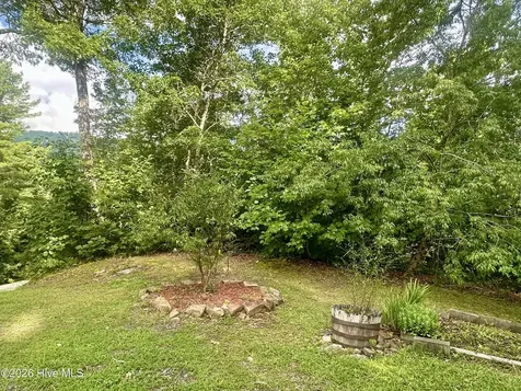 88 Upper Ridge Road Marble NC 28905