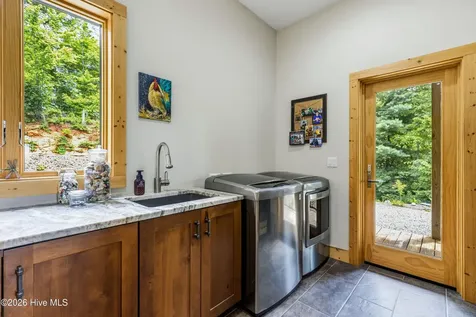 105 Noble Mountain Landing Murphy NC 28906