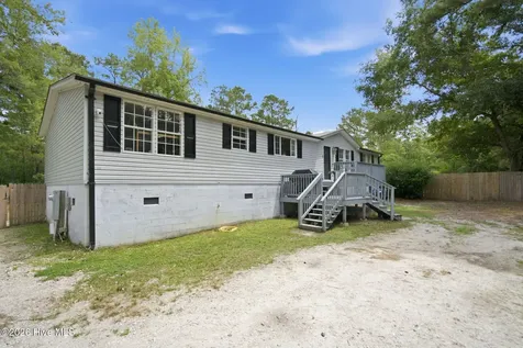 7124 Trucking Lane NE Leland NC 28451