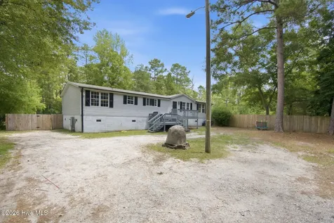 7124 Trucking Lane NE Leland NC 28451