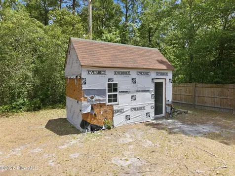 7124 Trucking Lane NE Leland NC 28451