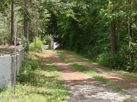 7124 Trucking Lane NE Leland NC 28451