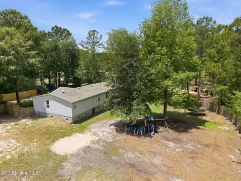7124 Trucking Lane NE Leland NC 28451