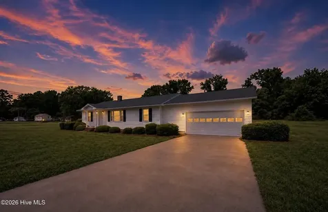 606 Darden Drive Kinston NC 28504
