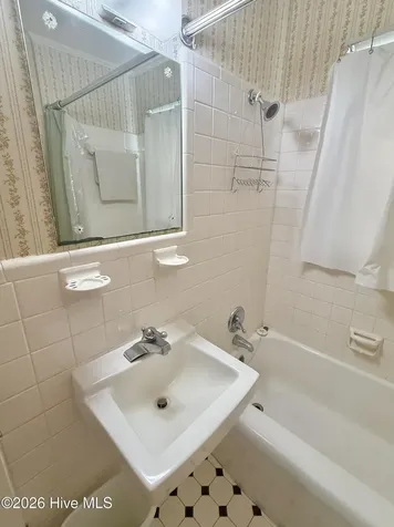 606 Darden Drive Kinston NC 28504