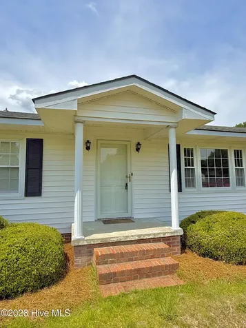 606 Darden Drive Kinston NC 28504