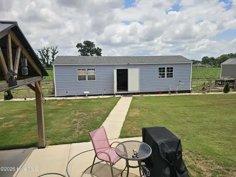 2866 Basstown Road Clinton NC 28328