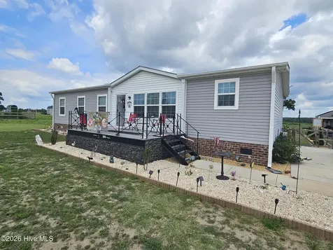 2866 Basstown Road Clinton NC 28328