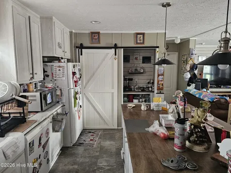 2866 Basstown Road Clinton NC 28328
